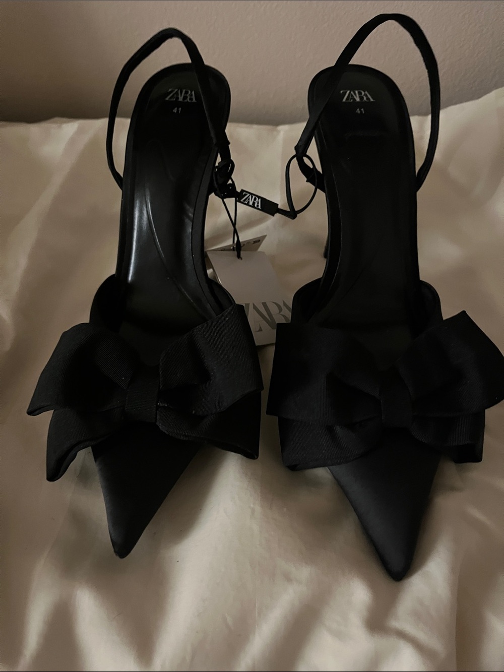 Zara Black Pointed-Toe Slingback Heels with Bow Accent - Picture 2 of 2